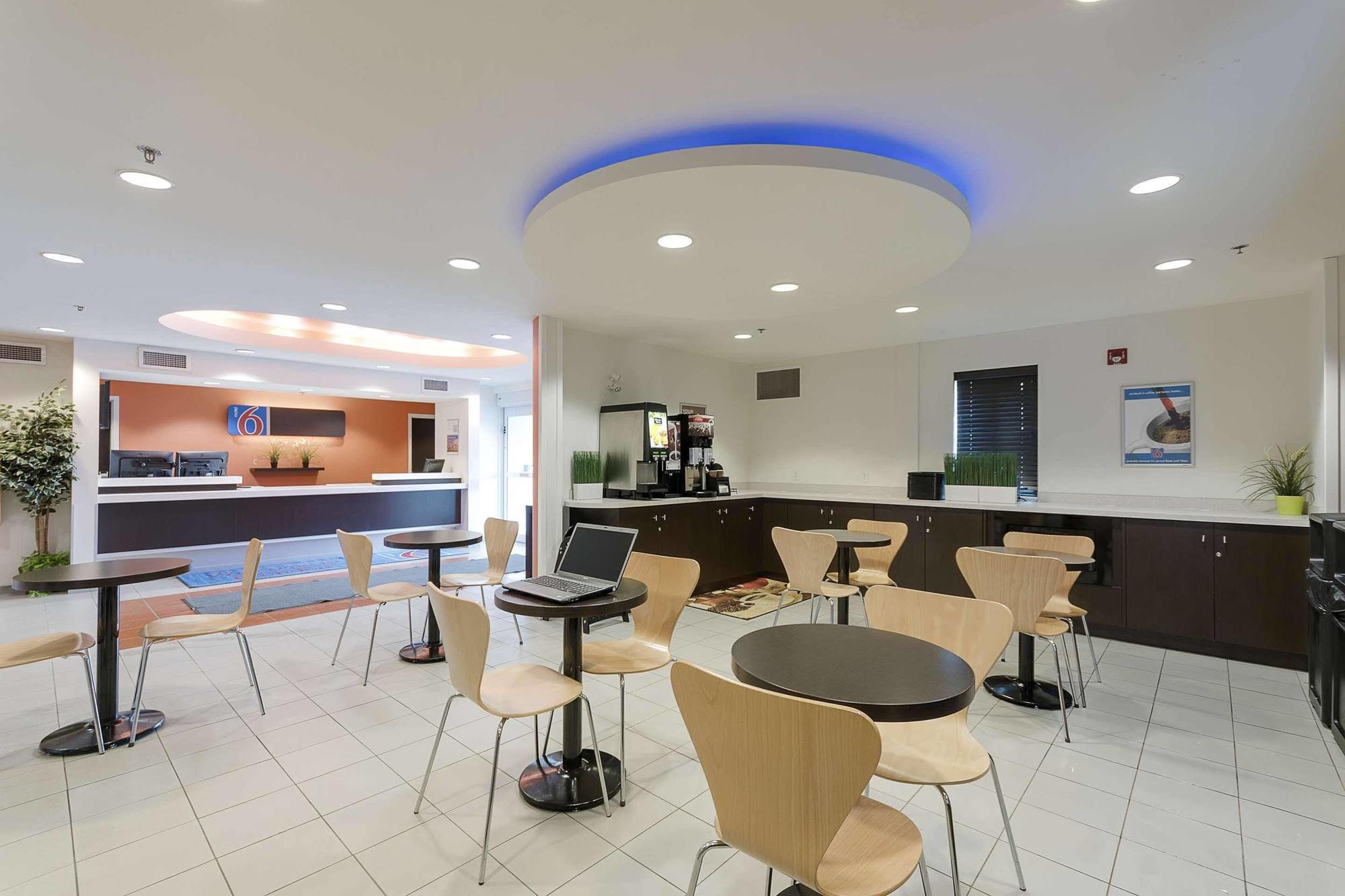 Motel 6-Brandon, Mb 외부 사진